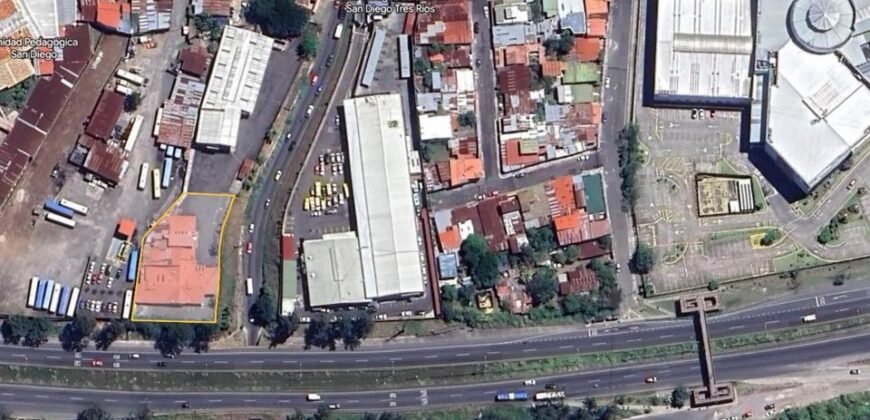 Alquiler de oficinas (600m2) con espacios de almacenaje