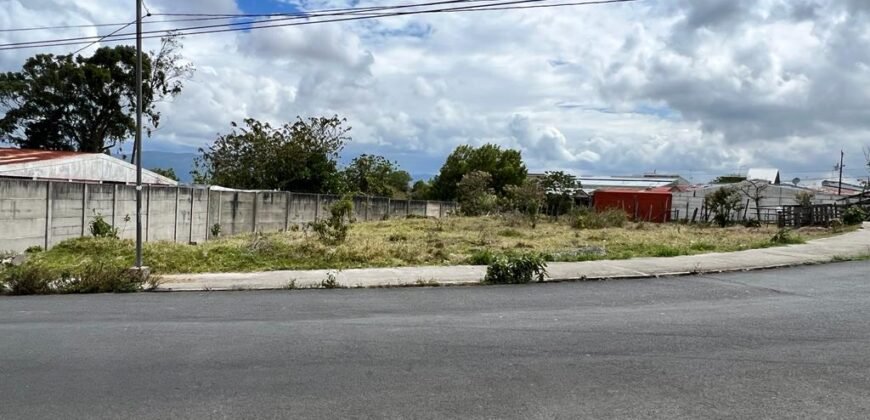 Venta de lote en Cartago, Carrez