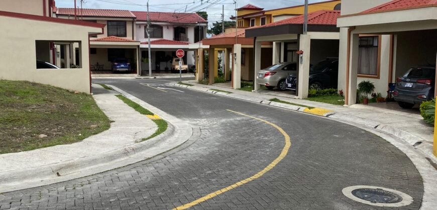 Venta de lote en Cartago, Villas de Dulce Nombre