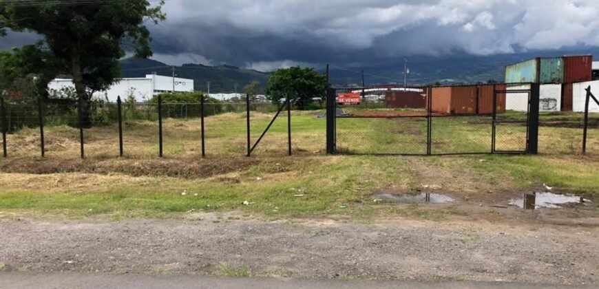 Lote en venta en Cartago, Industrial