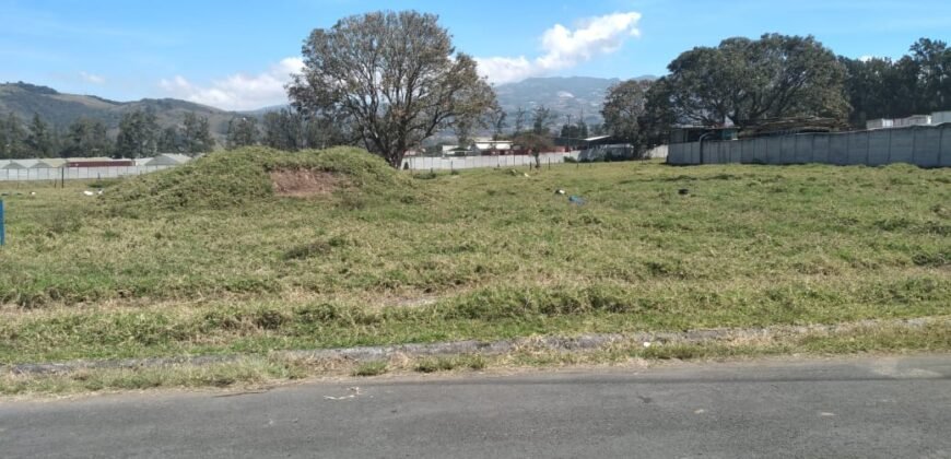 Lote en venta en Cartago, Comercial/Industrial
