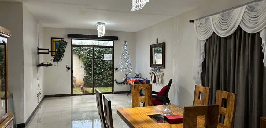Venta de casa La Hacienda, $250,000