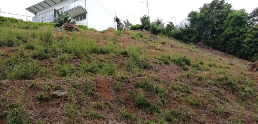 Venta de lote en Ciudad Colón 82millones