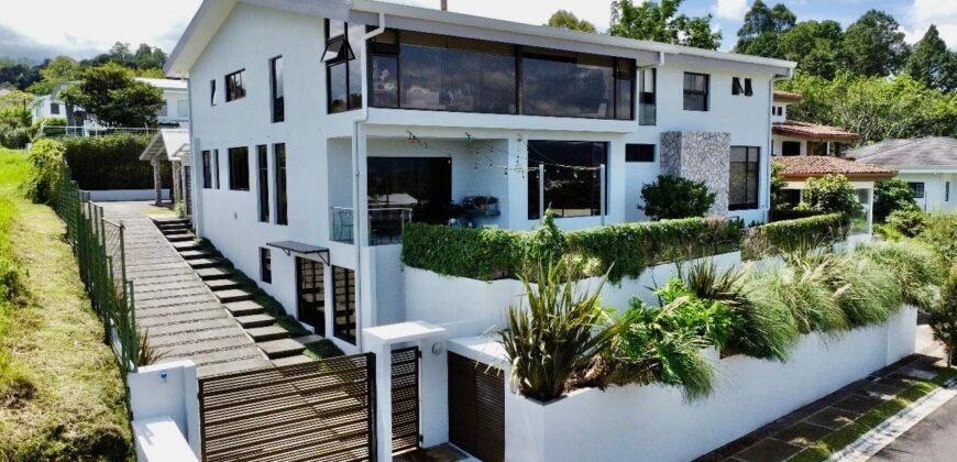 Venta de casa en Residencial Verde Vista