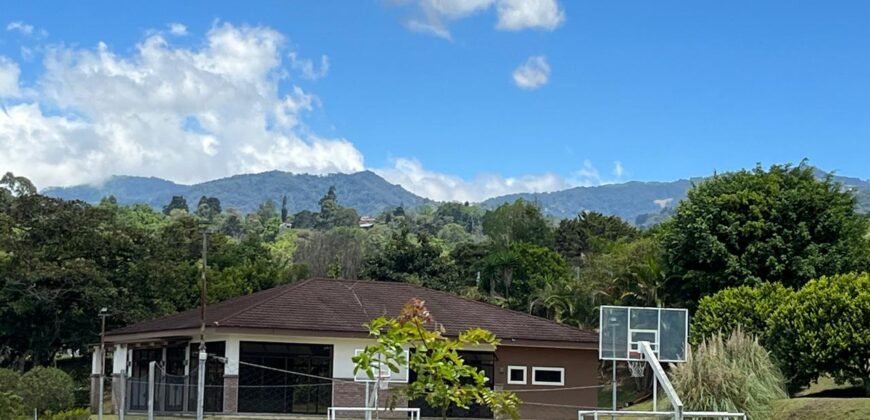 Apartamento en venta en La Floresta ($143,000)