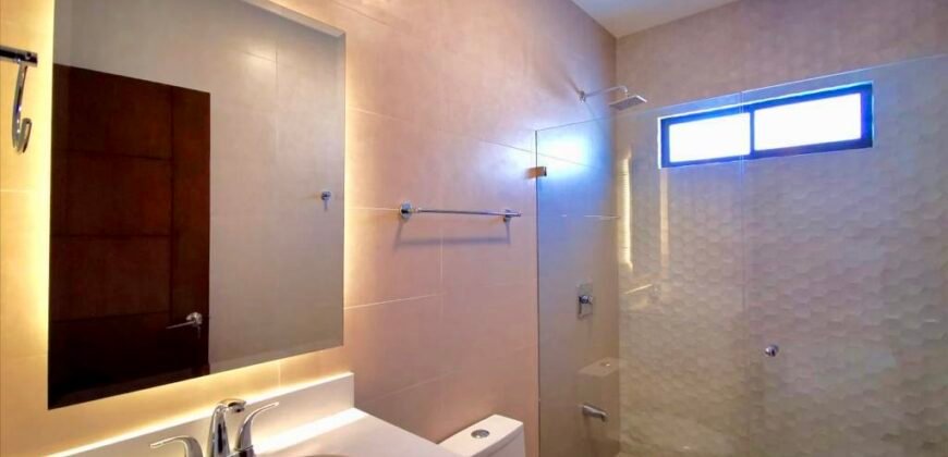 Casa en Venta Rincón Real, Dulce Nombre