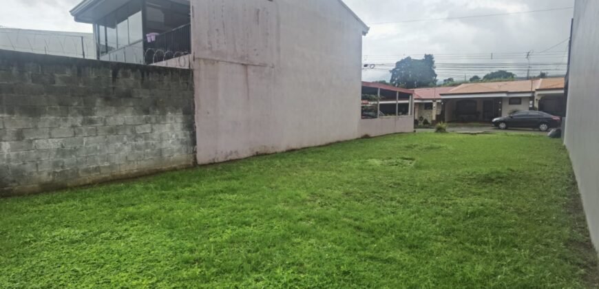 Venta de lote en Montes de Oca