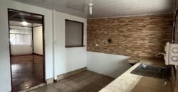 Venta de casa y 2 apartamentos, Cartago