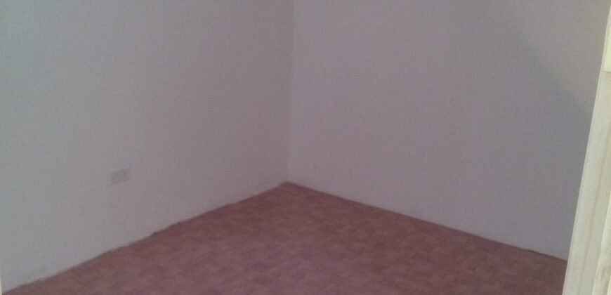 Venta de casa y 2 apartamentos, Cartago