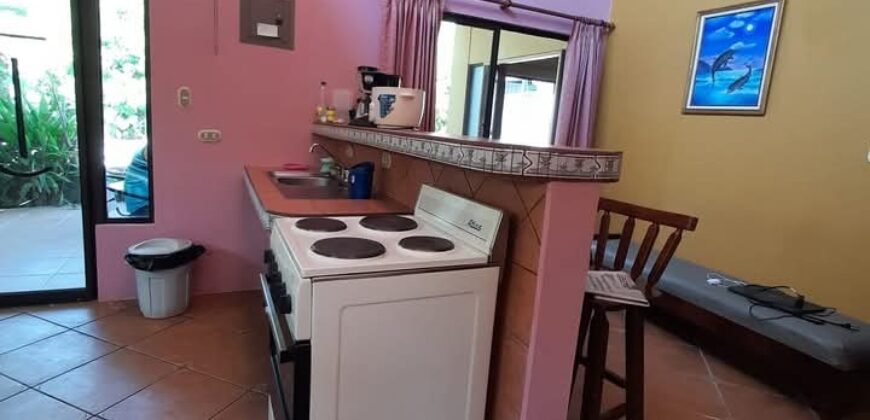 Venta de casa Playa Tivives, Puntarenas
