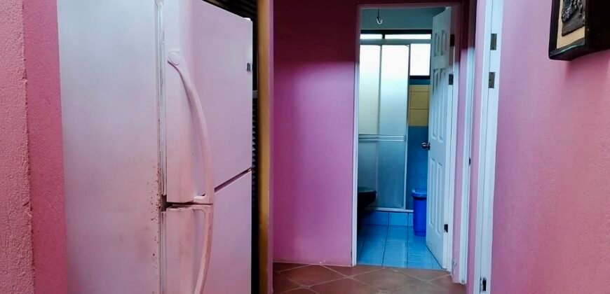 Venta de casa Playa Tivives, Puntarenas