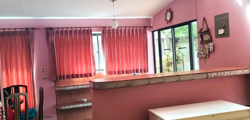 Venta de casa Playa Tivives, Puntarenas