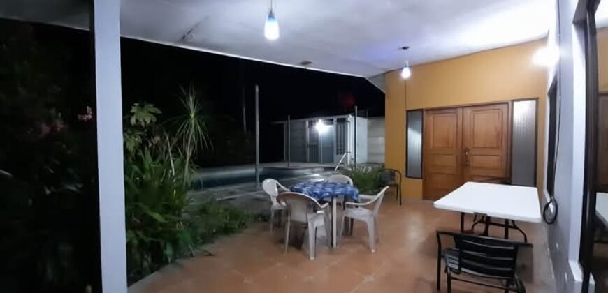 Venta de casa Playa Tivives, Puntarenas