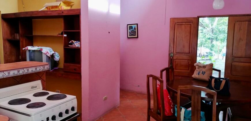 Venta de casa Playa Tivives, Puntarenas