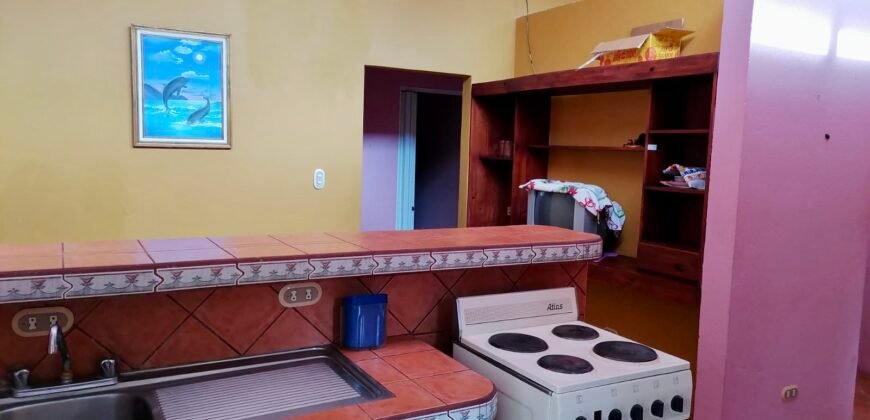 Venta de casa Playa Tivives, Puntarenas